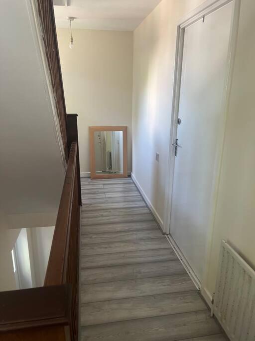 Villa Extra Large House In Woolwich Stadtteil Plumstead Exterior foto
